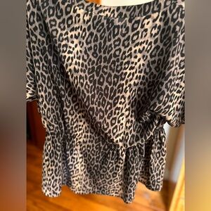 Leopard classy top